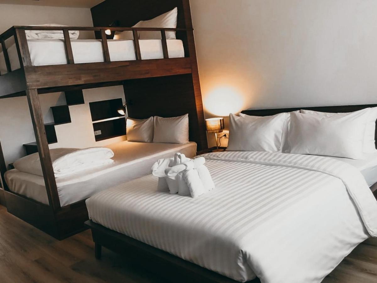 Play Poshtel & Cafe' Hotel Krabi town Екстериор снимка