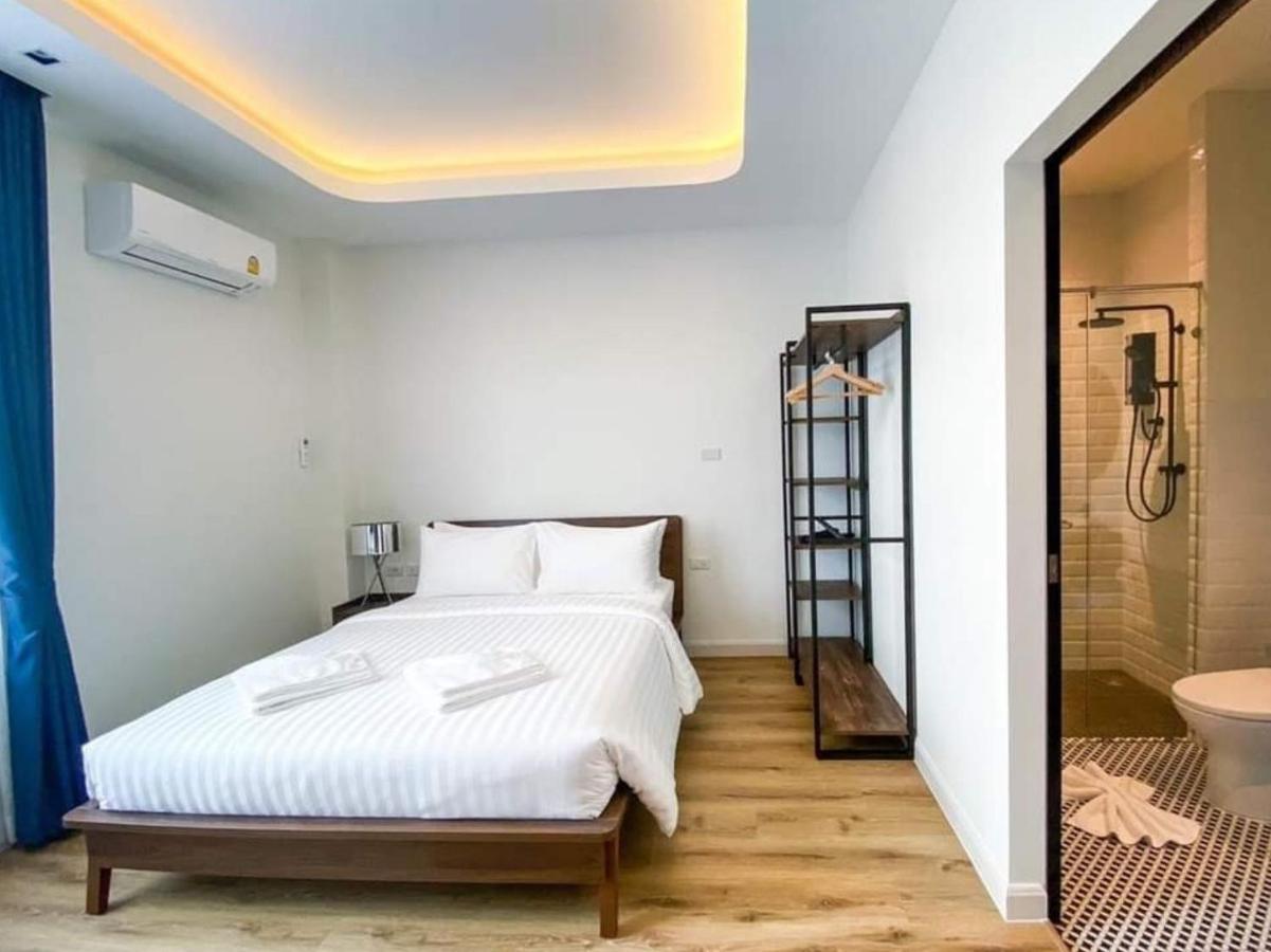 Play Poshtel & Cafe' Hotel Krabi town Екстериор снимка